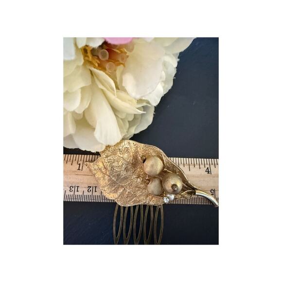 Bridal Gold Leaf Hair Accessory Wedding Clip Vintage Jewelry Hairpiece - Picture 4 of 5